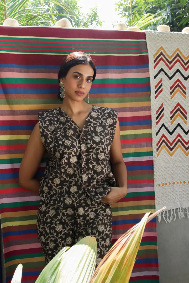 Ilamra kalamkari craft hand block printed organic cotton black and beige vest