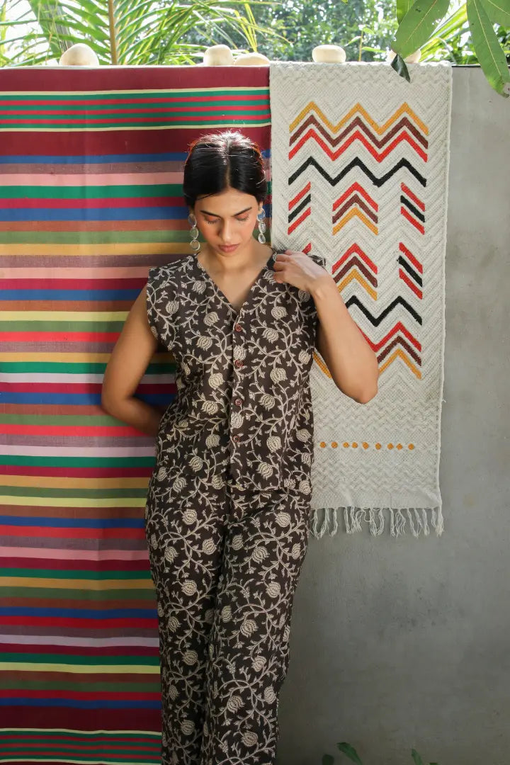 Ilamra kalamkari craft hand block printed organic cotton black and beige pants