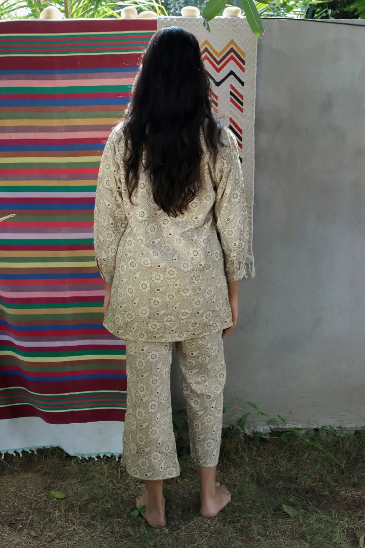 Ilamra hand block printed sustainably made naturally dyed off white and grey shirt