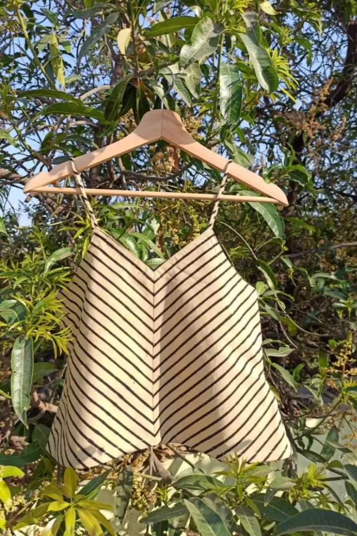 Ilamra sustainable clothing organic cotton beige and black hand block printed top