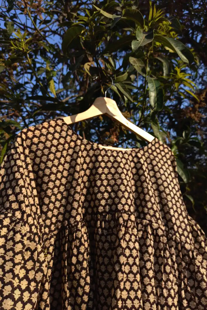 Ilamra sustainable clothing organic cotton black and beige hand block printed tent top