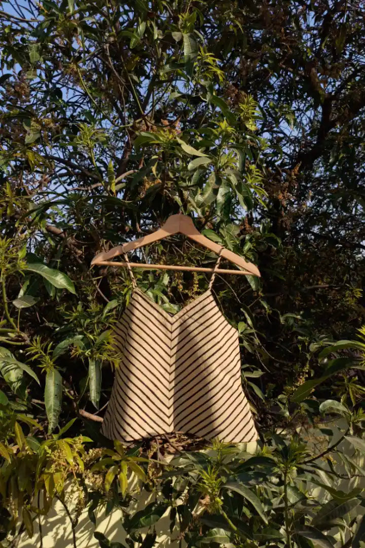 Ilamra sustainable clothing organic cotton beige and black hand block printed top