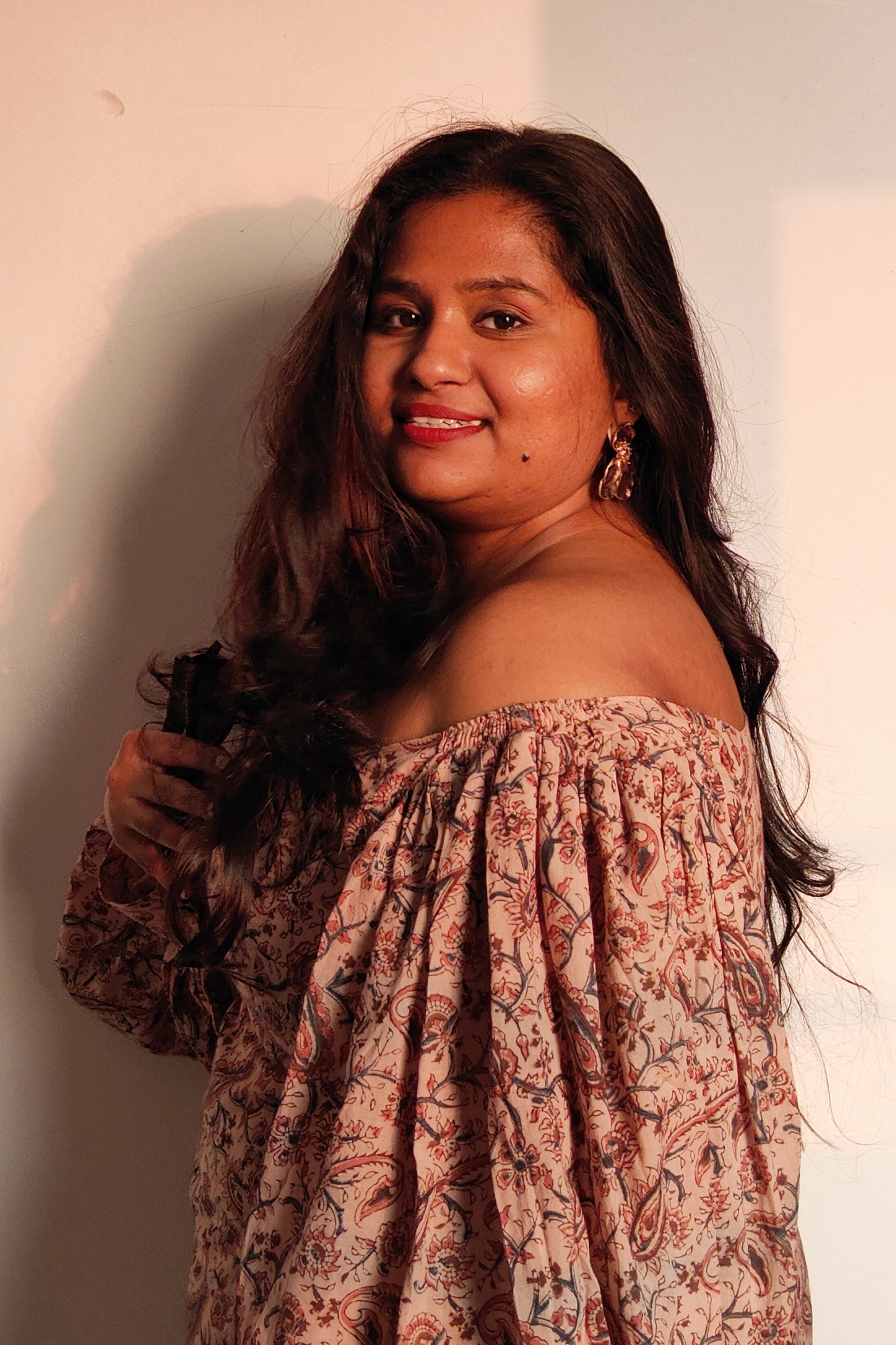 Ilamra hand block printed Kalamkari art organic cotton naturally dyed in deep indigo, madder red and rosy pink, puffy sleeves, elegant, classy, beautiful, bodycon dress