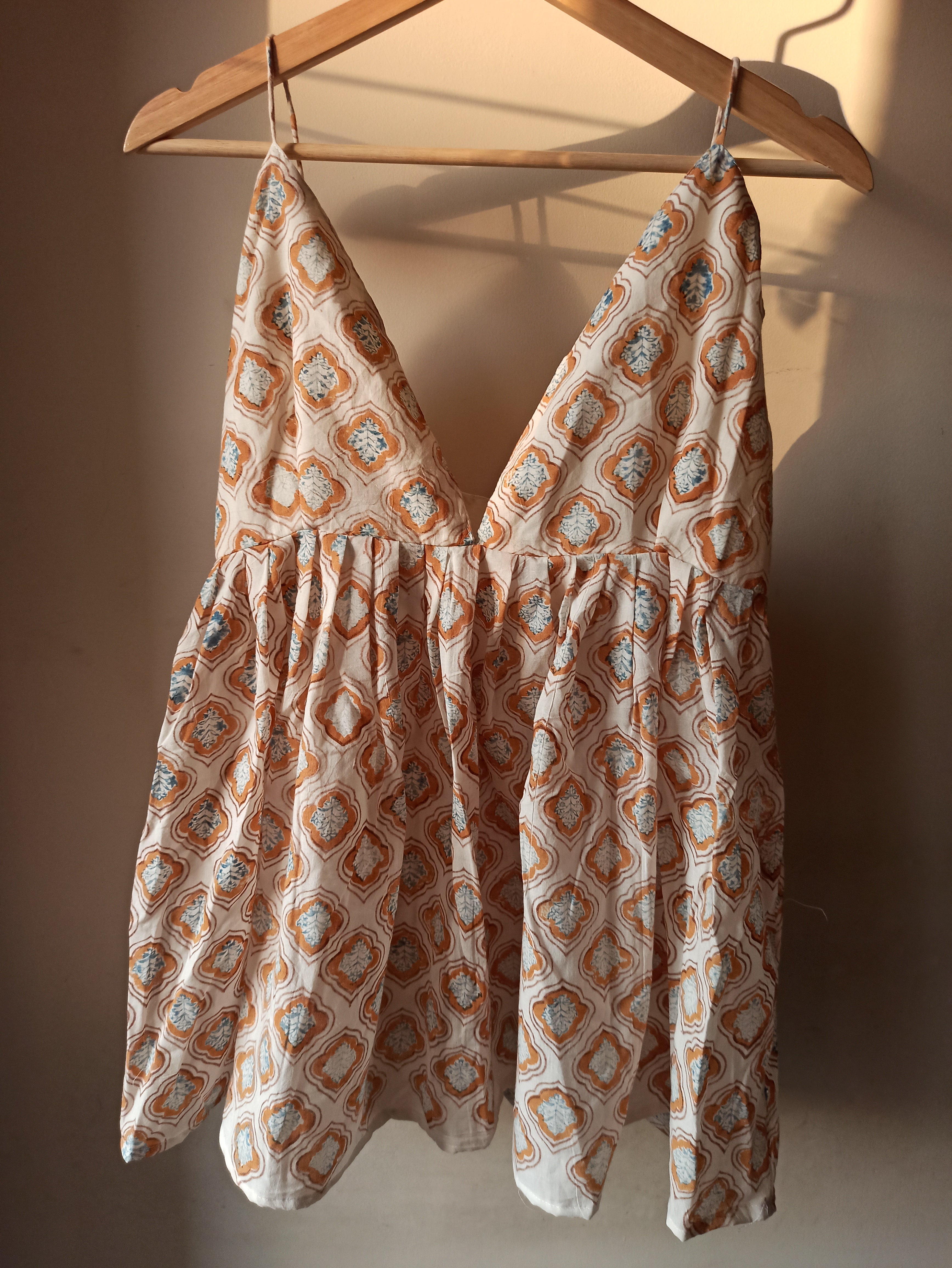 Spaghetti top in Orange (Size L, XL, 2L) - One piece available