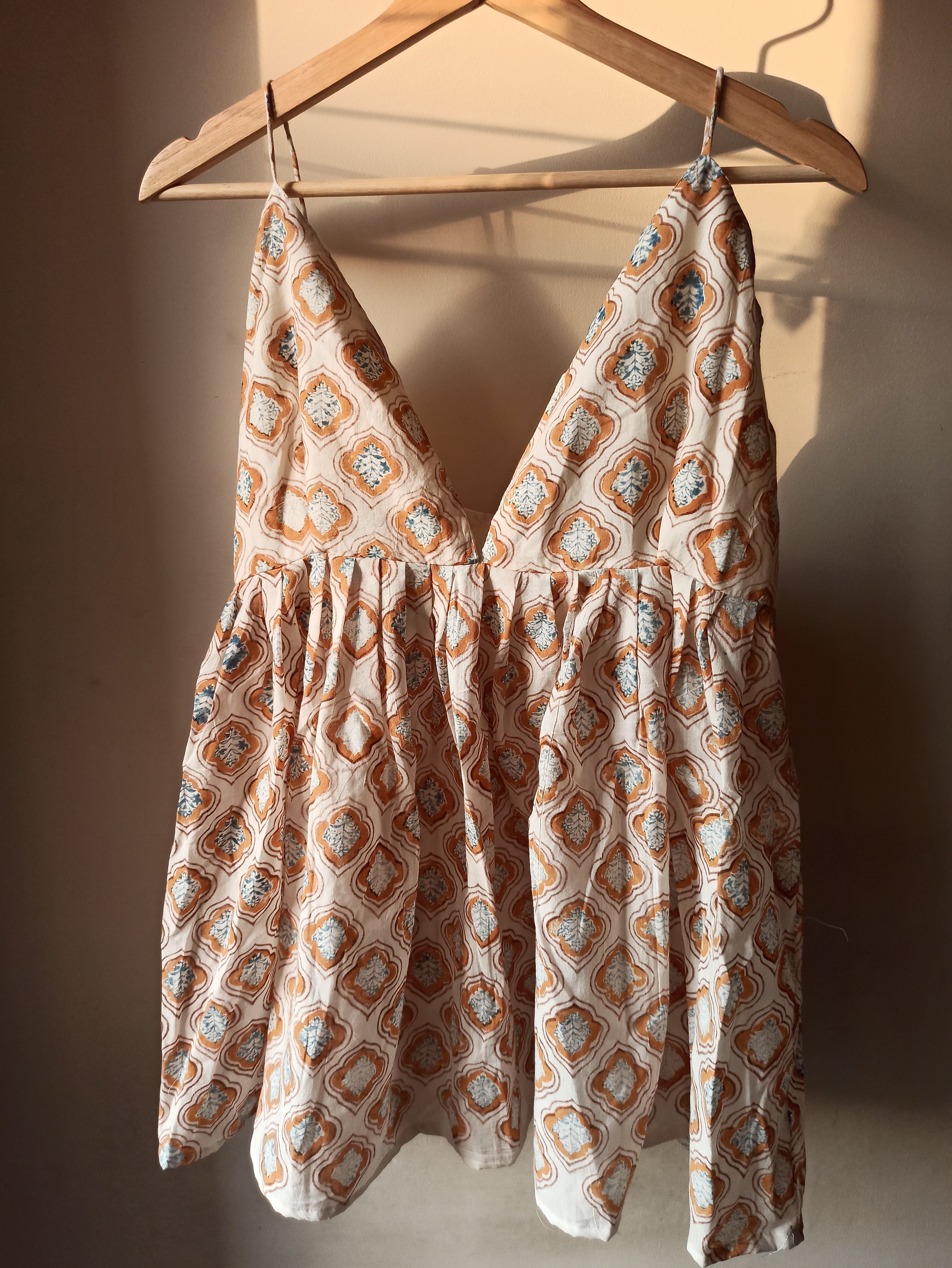 Spaghetti top in Orange (Size L, XL, 2L) - One piece available