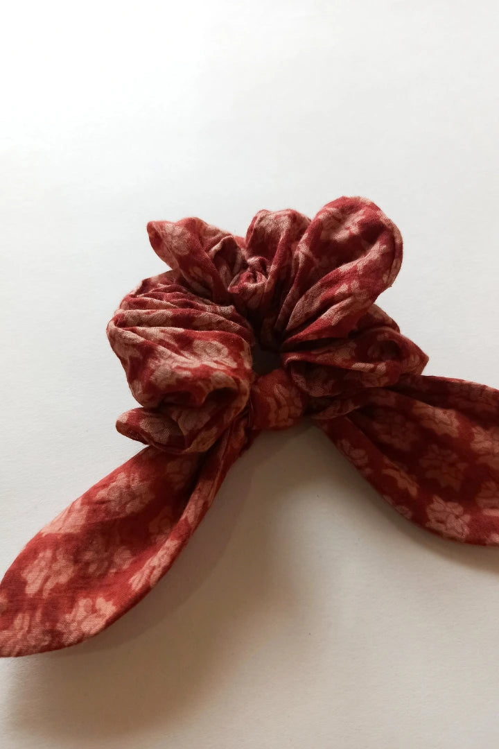 ilamra hand block printed naturally dyed organic cotton Madder red and hints of beige upcycled cotton classy and cool scrunchie