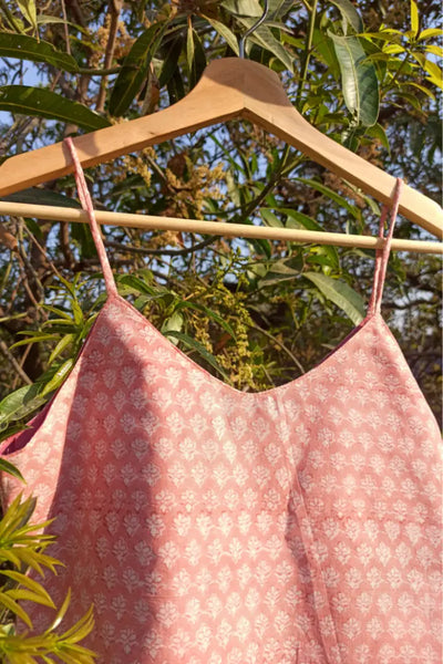 Ilamra sustainable clothing organic cotton pink hand block printed crop top