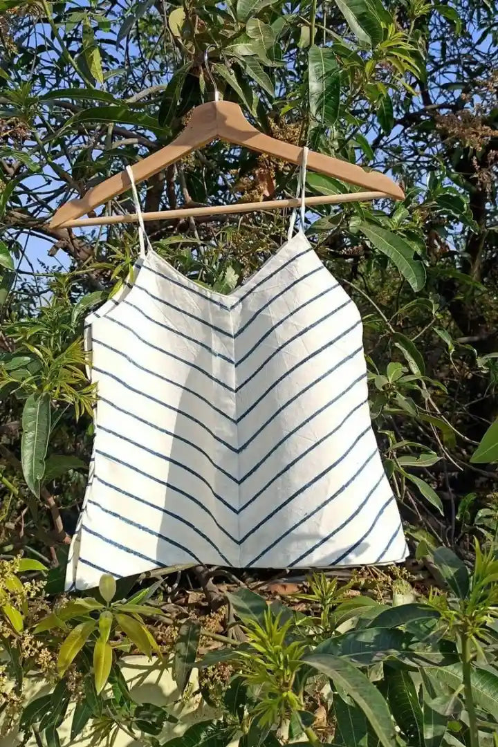 Ilamra sustainable clothing organic cotton indigo and white hand block printed crop top