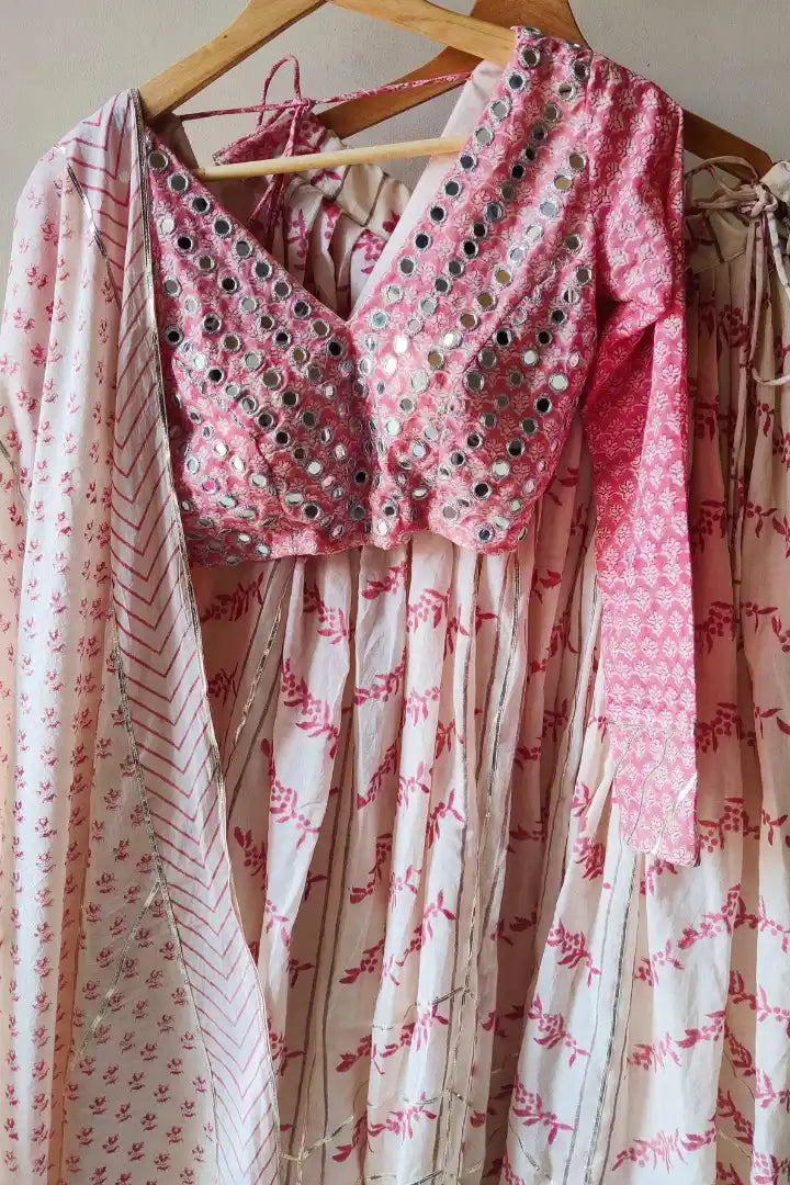 Ilamra sustainable clothing organic cotton Off-White and Pink hand block printed blouse, dupatta and lehenga set