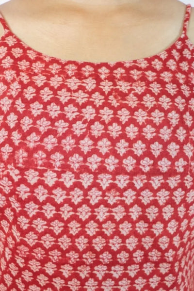 Ilamra sustainable clothing organic cotton madder red and beige hand block printed sexy crop top