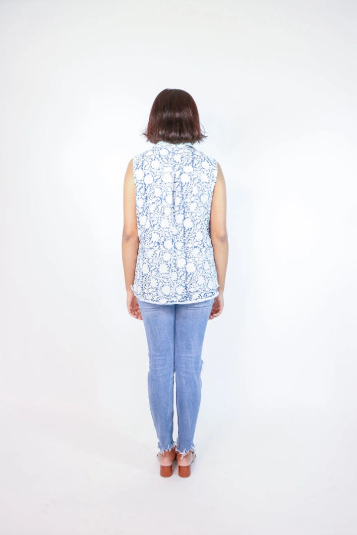 Ilamra sustainable clothing organic cotton ﻿Off-White and Indigo hand block printed button-down simple shirt