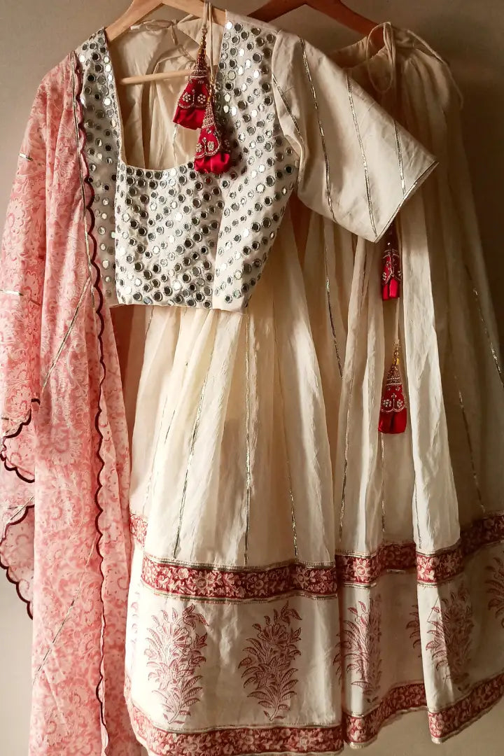 Ilamra sustainable clothing organic cotton off-white and madder red hand block printed blouse, dupatta and lehenga set